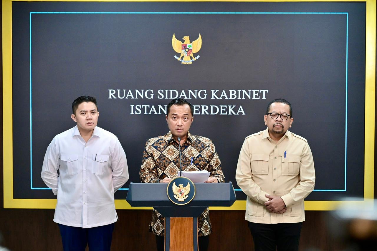 Pemerintah Pastikan Ganti Pimpinan BGN, Program Makan Bergizi Gratis Tetap Jalan