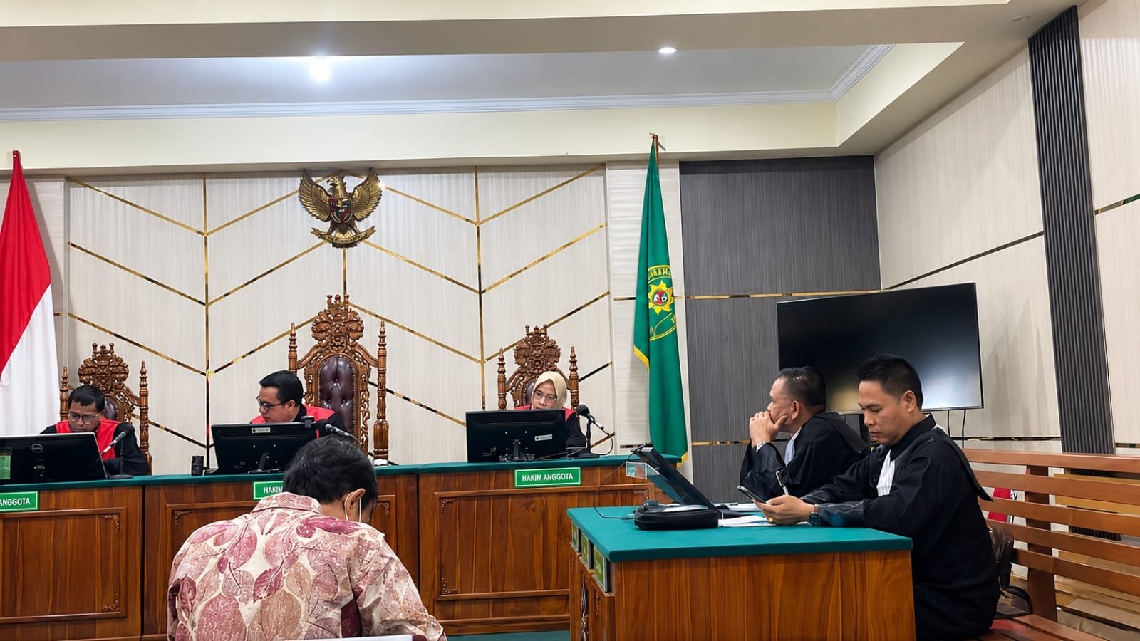 Sidang Korupsi PDAM Tirta Mayang Jambi, Penasihat Hukum Soroti Dasar Kerugian Negara