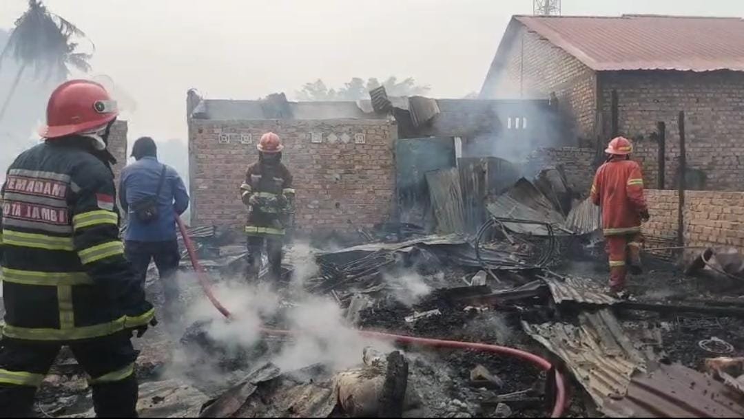 19 Rumah di Kota Jambi Ludes Terbakar