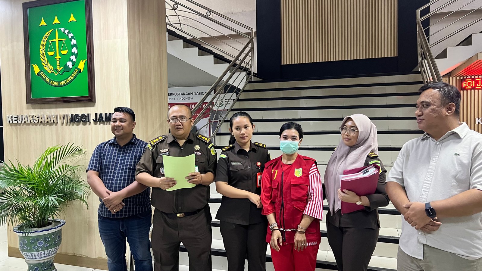 Wanita Cantik Terpidana Perzinahan yang Masuk DPO Diamankan di Tempat Kerja