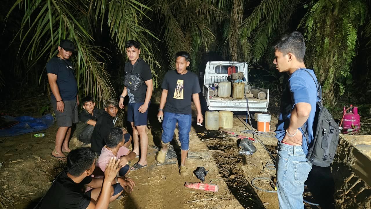 Polda Jambi Gelar Konferensi Pers Pengungkapan Kasus Dugaan Tambang Emas Ilegal di Bungo